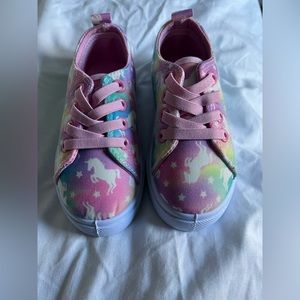 Unicorn sneakers size 8 FabKids